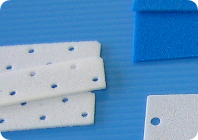オレフィン系熱可塑性多孔質プラスチック製品(セルロンフォーム吸水シート)